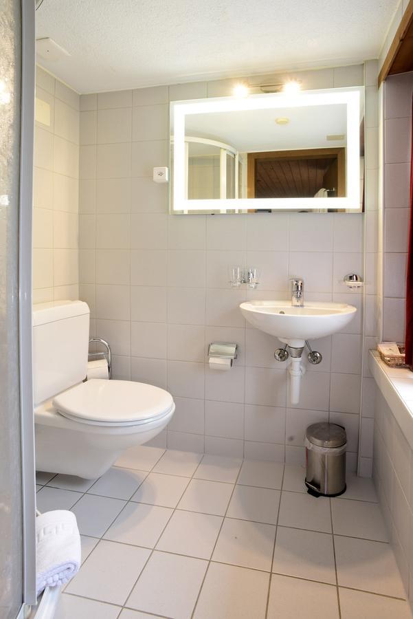 Hotel Freihof Ґларус Екстер'єр фото